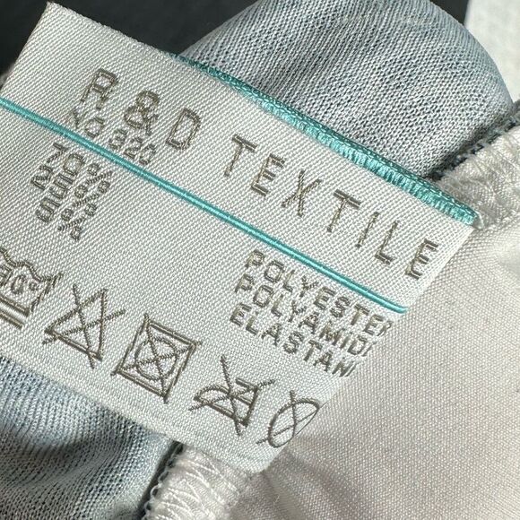 ASSOS SUPER LEGGERA VEST CYCLING JERSEY VOLKANGA WOMENS LARGE NWT CAMPIONISSIMO - Picture 7 of 7